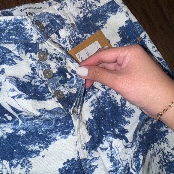 Reformation Pastoral High Rise Straight Jeans NWT Sz 27 - Picture 9 of 9